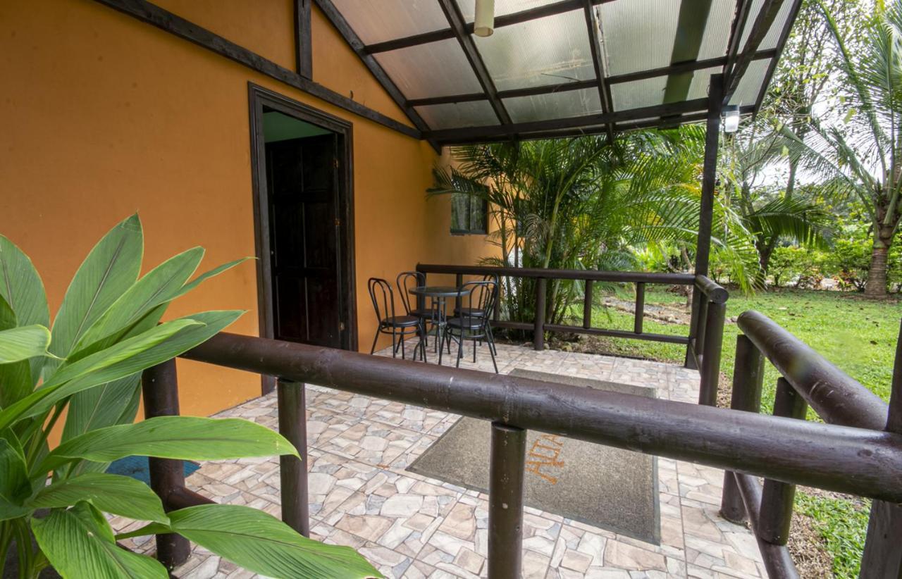 Cabanas Rio Escondido En Ла Фортуна Экстерьер фото