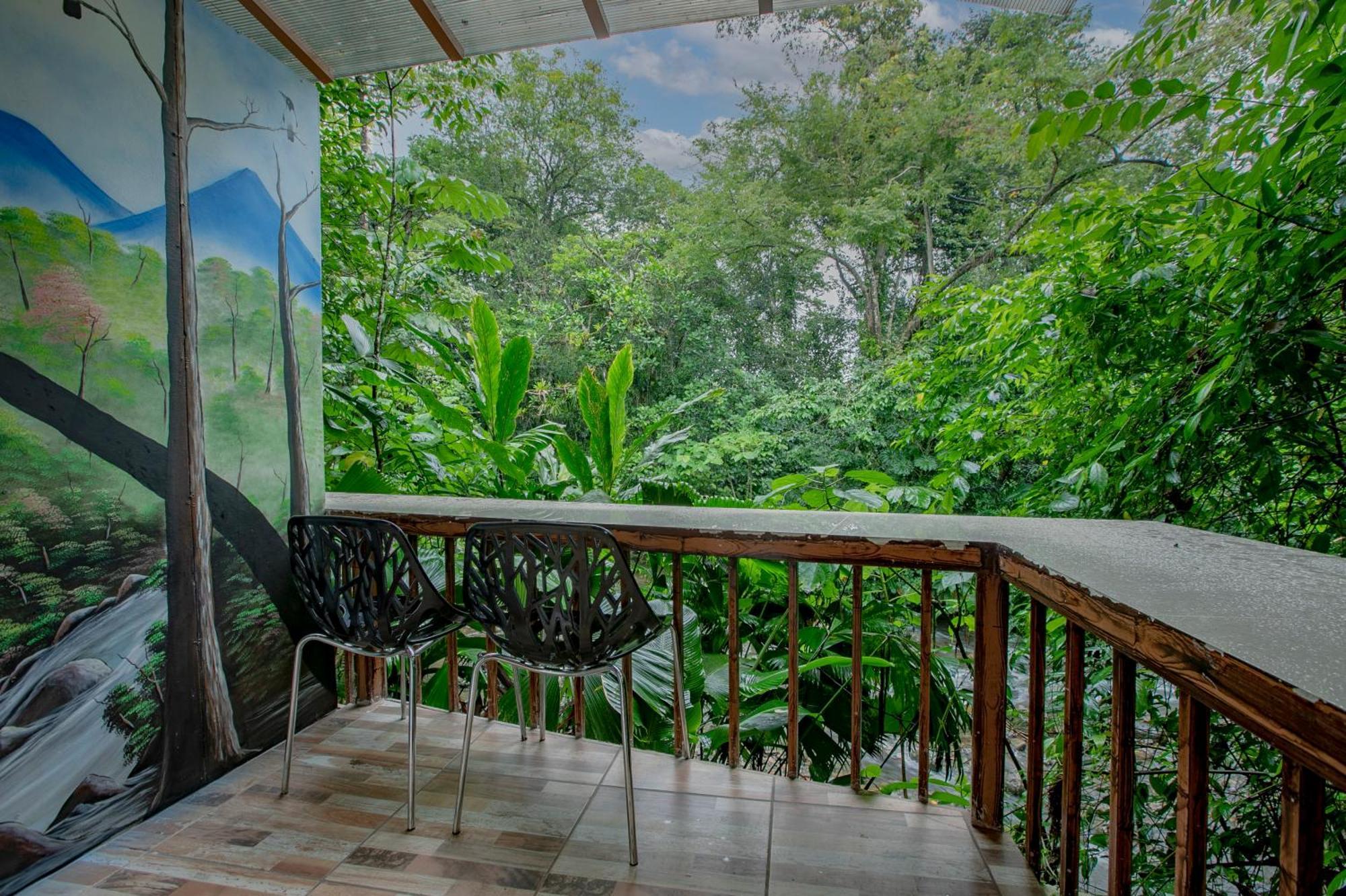 Cabanas Rio Escondido En Ла Фортуна Экстерьер фото